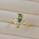 Vintage Drop Green Stone Cocktail Ring