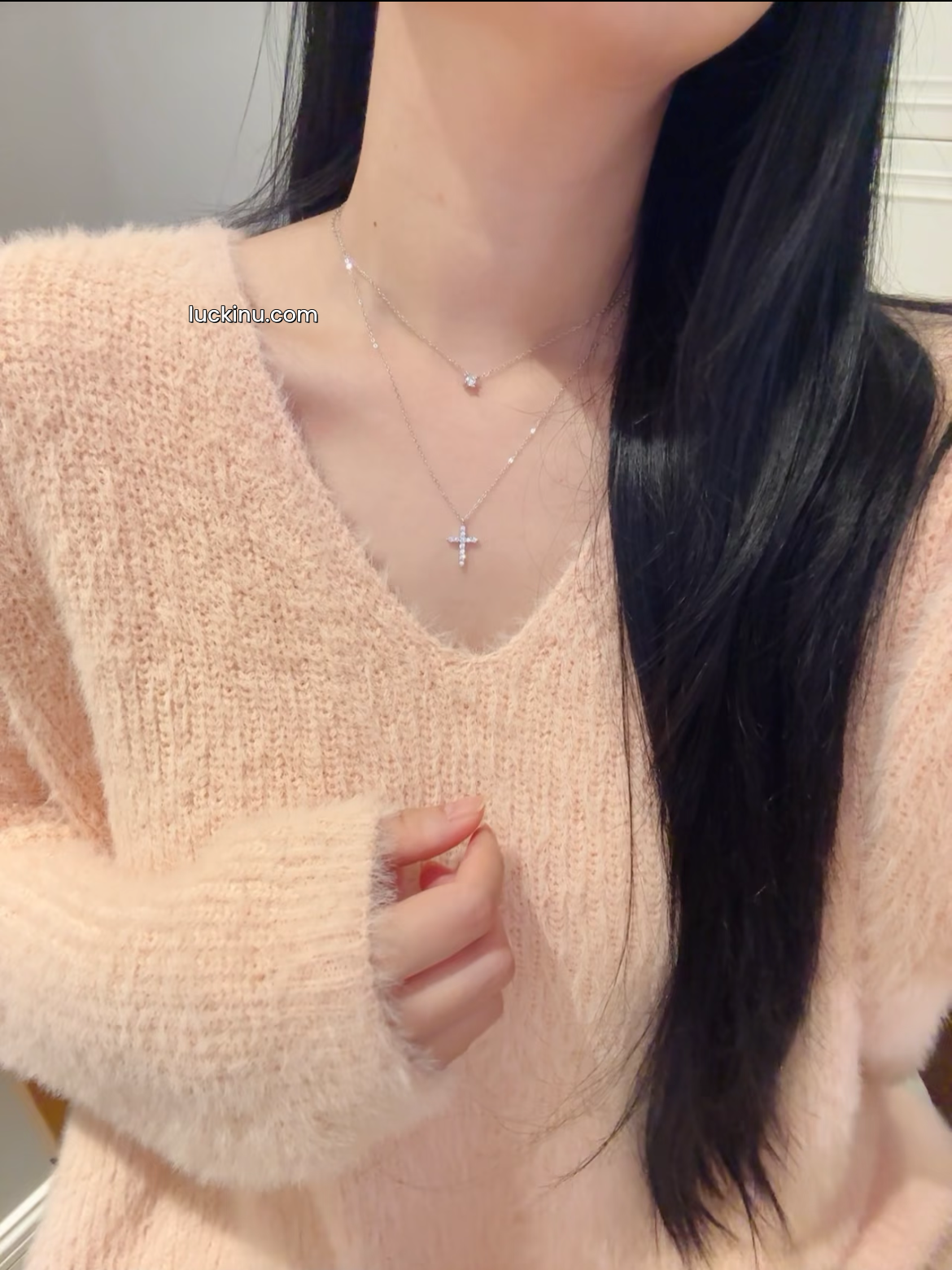 925 Silver Dainty Solitaire Cross Necklace 925 Silver Dainty Solitaire Cross Necklace