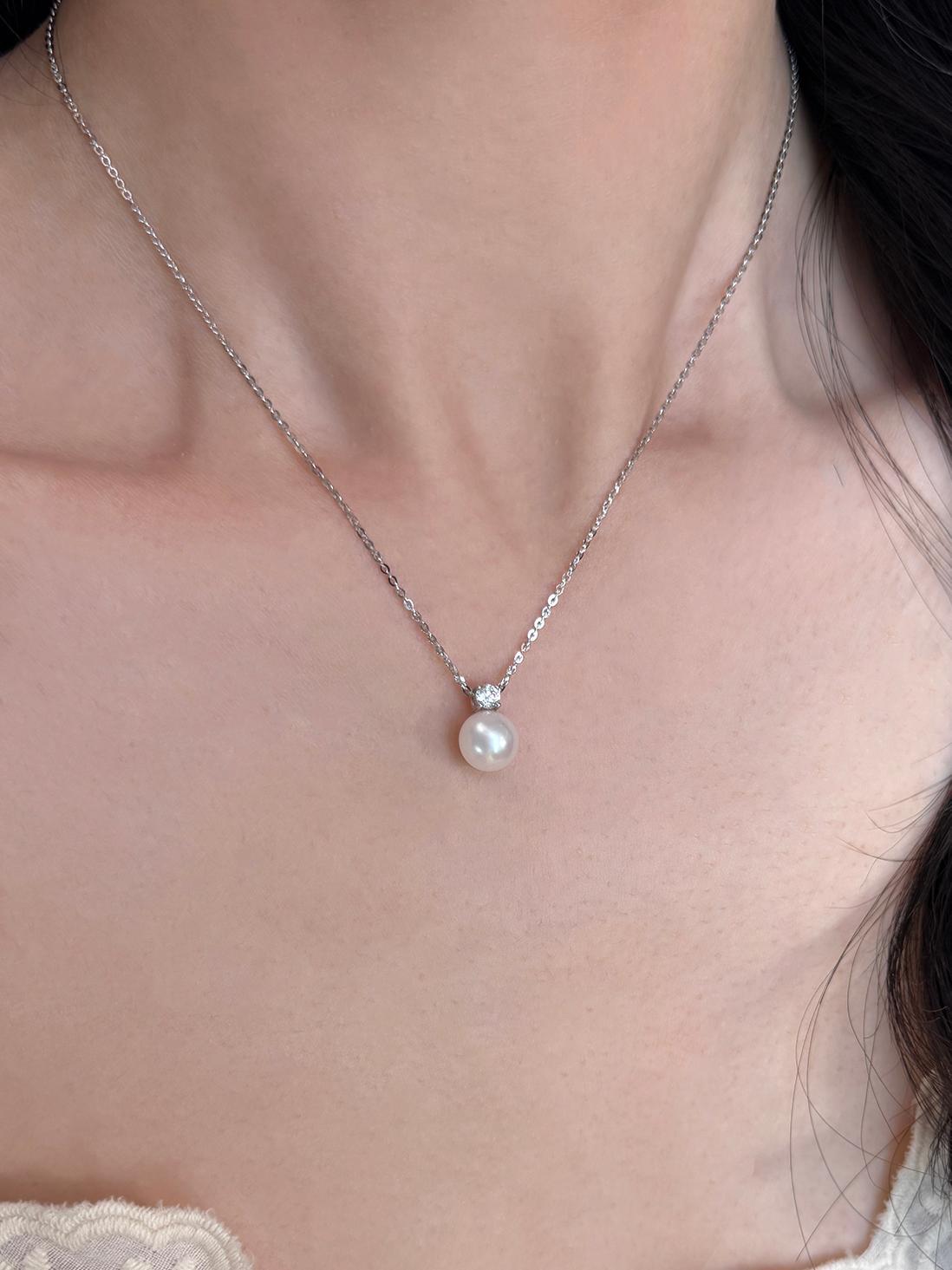 baroque pearl necklace