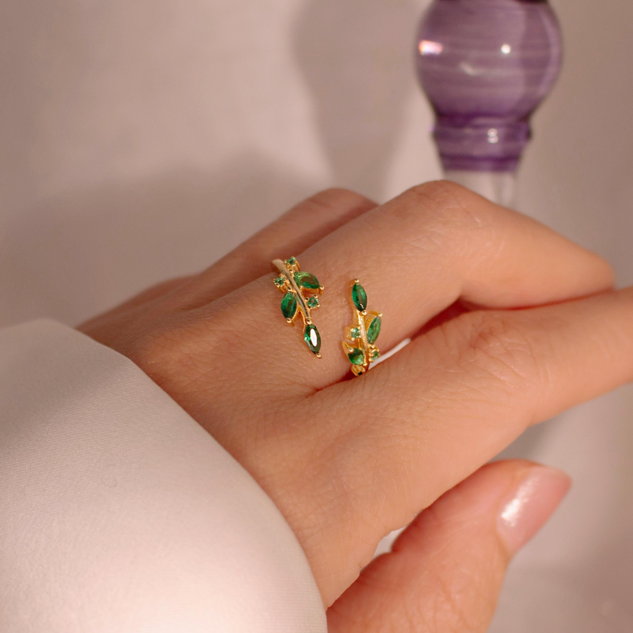 Emerald Sterling Silver Ring Best Gift Resizable Rings May Birthstone Emerald 925 Sterling Silver Adjustable Emerald Sterling Silver Ring Best Gift Resizable Rings May Birthstone Emerald 925 Sterling Silver Adjustable