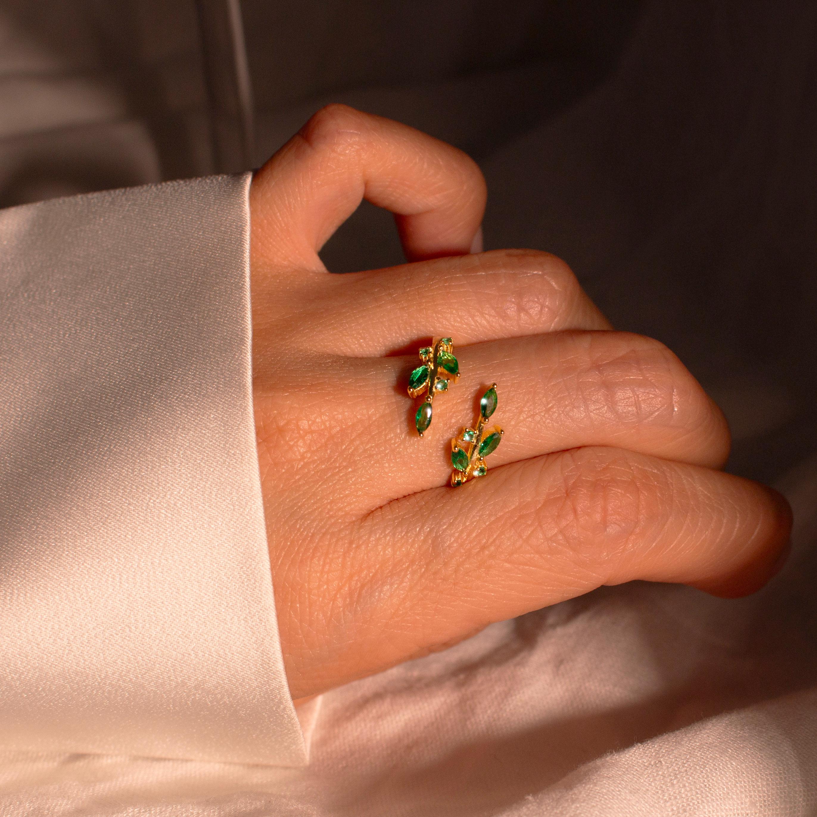 Emerald Leaf Ring 925 Sterling Silver, Adjustable Everyday Jewelry, Birthstone Personalized Gift May Birthstone Emerald Leaf Ring 925 Sterling Silver, Adjustable Everyday Jewelry, Birthstone Personalized Gift May Birthstone