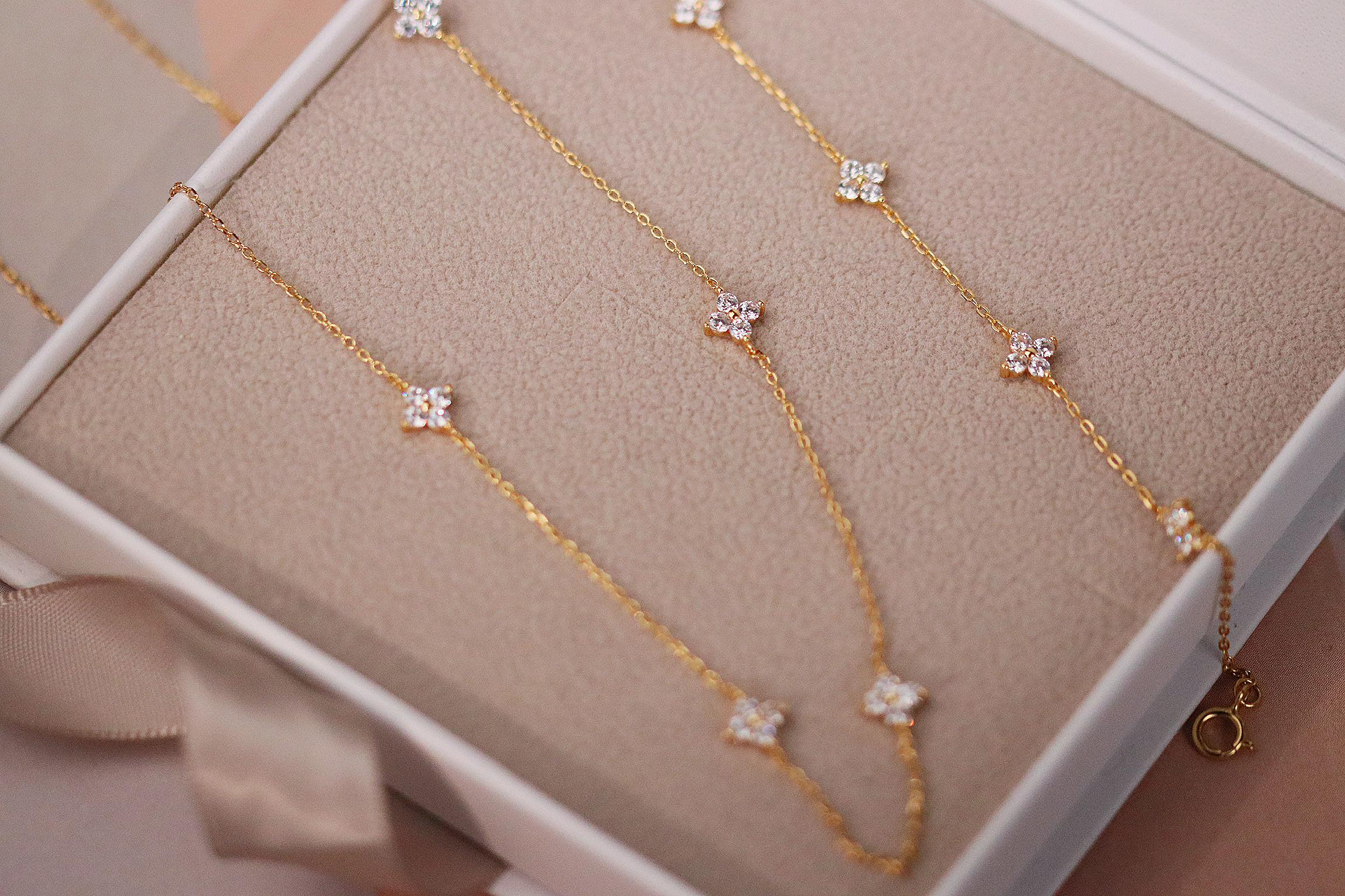 Sterling Silver Lucky Four Leaf Clover Bracelet – Christmas Gift for Her, Gold Dainty Stacking Sterling Silver Lucky Four Leaf Clover Bracelet – Christmas Gift for Her, Gold Dainty Stacking