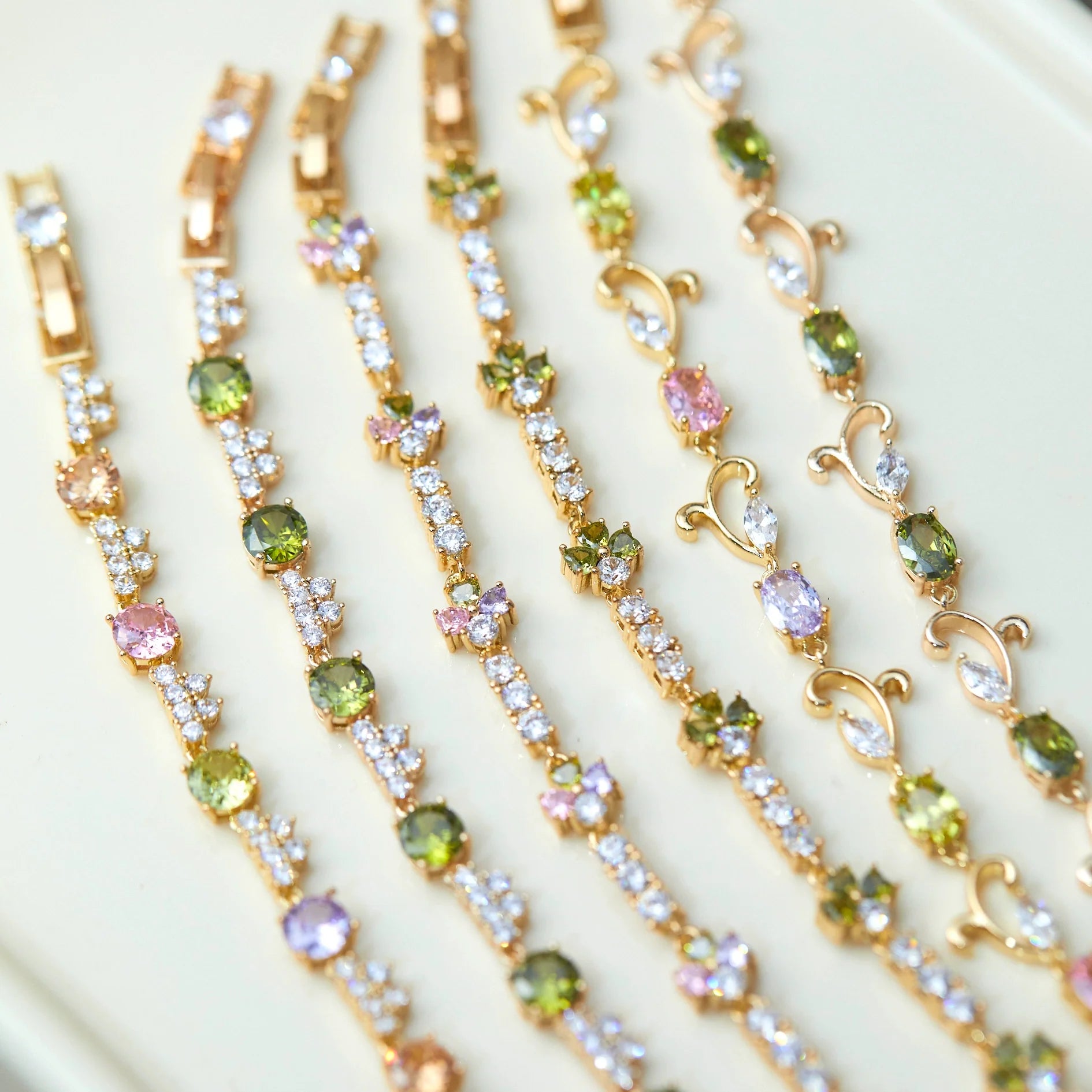 Secret Garden Olive Green Zircon Candy-Colored Bracelet – Unique Vintage-Inspired Luxury Jewelry Secret Garden Olive Green Zircon Candy-Colored Bracelet – Unique Vintage-Inspired Luxury Jewelry
