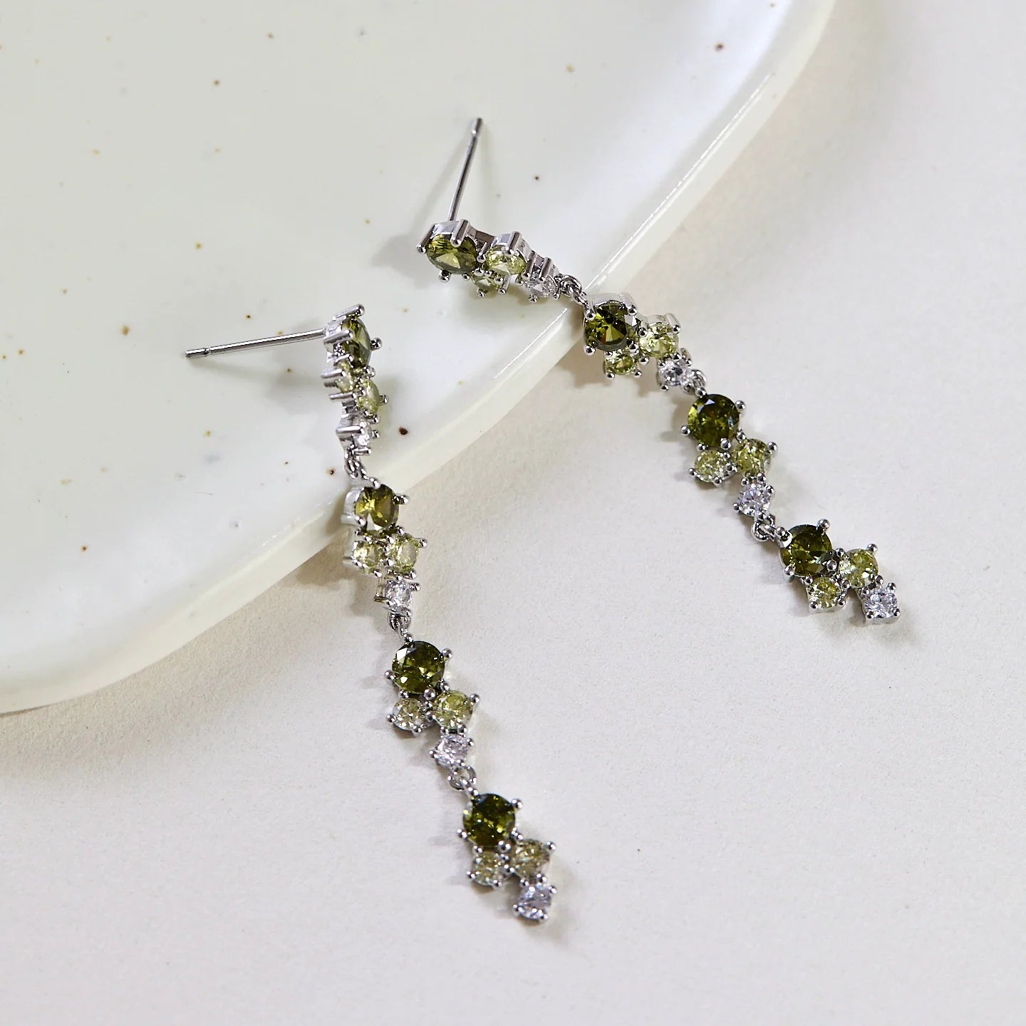 Misty Forest · Green Abyss Collection – Vintage Olive Green Zircon Jewelry (Bracelet & Earrings, Dainty Nature-Inspired Design) Misty Forest · Green Abyss Collection – Vintage Olive Green Zircon Jewelry (Bracelet & Earrings, Dainty Nature-Inspired Design)