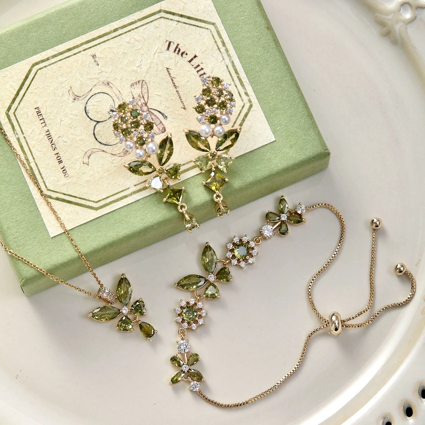 Misty Forest Olive Green Butterfly Zircon Jewelry Set – Earrings, Ear Cuffs, Bracelet & Necklace, Vintage-Inspired Sparkling Design Misty Forest Olive Green Butterfly Zircon Jewelry Set – Earrings, Ear Cuffs, Bracelet & Necklace, Vintage-Inspired Sparkling Design