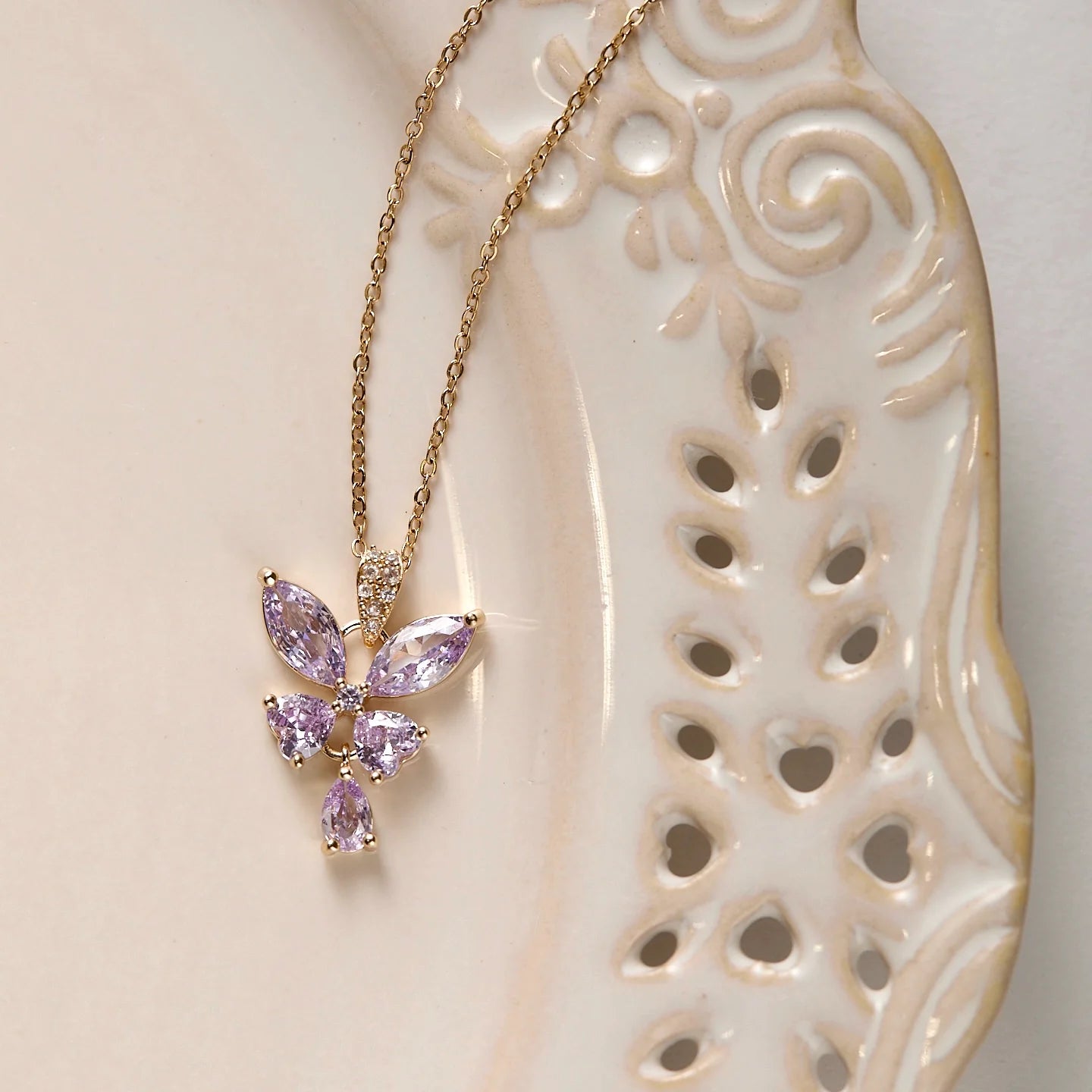 Midsummer Night’s Dream Purple Butterfly Zircon Jewelry Set – Earrings, Necklace & Bracelet, Unique Sparkling Design Midsummer Night’s Dream Purple Butterfly Zircon Jewelry Set – Earrings, Necklace & Bracelet, Unique Sparkling Design