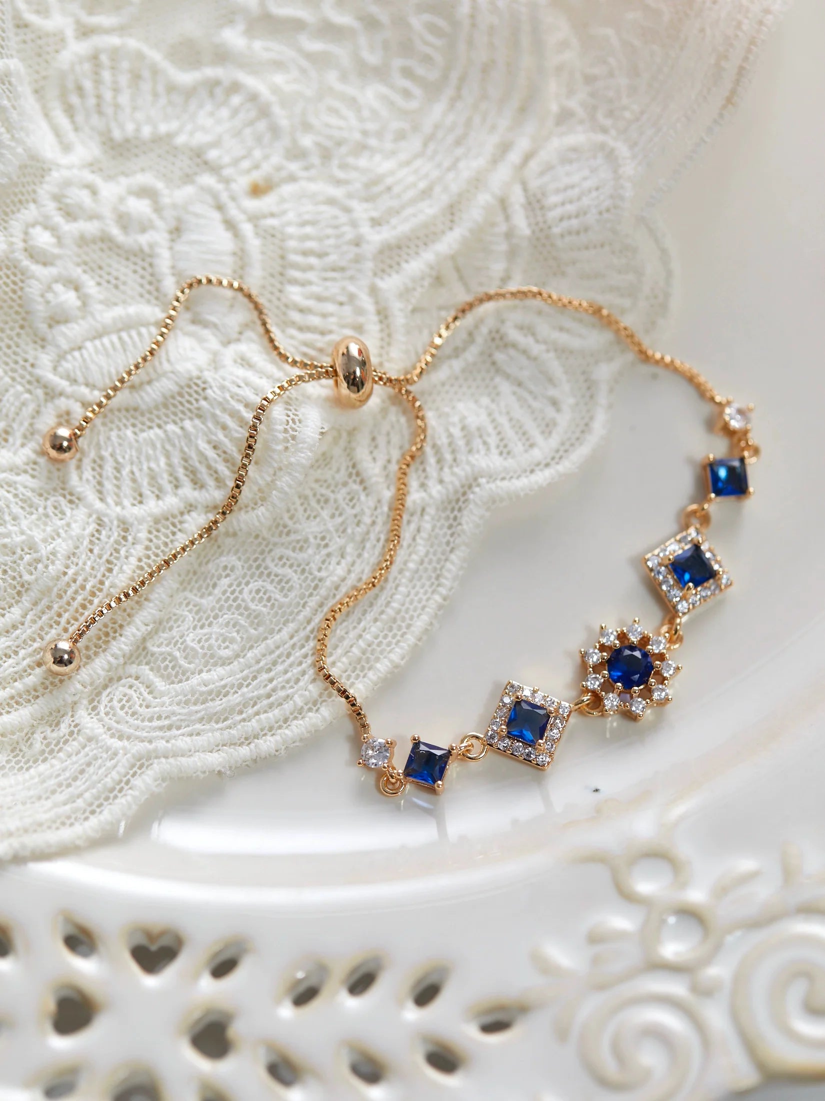 Original Olive Green Zircon Bracelet – Vintage Micro-Pave Dainty Jewelry, Unique Non-Mainstream Design Original Olive Green Zircon Bracelet – Vintage Micro-Pave Dainty Jewelry, Unique Non-Mainstream Design