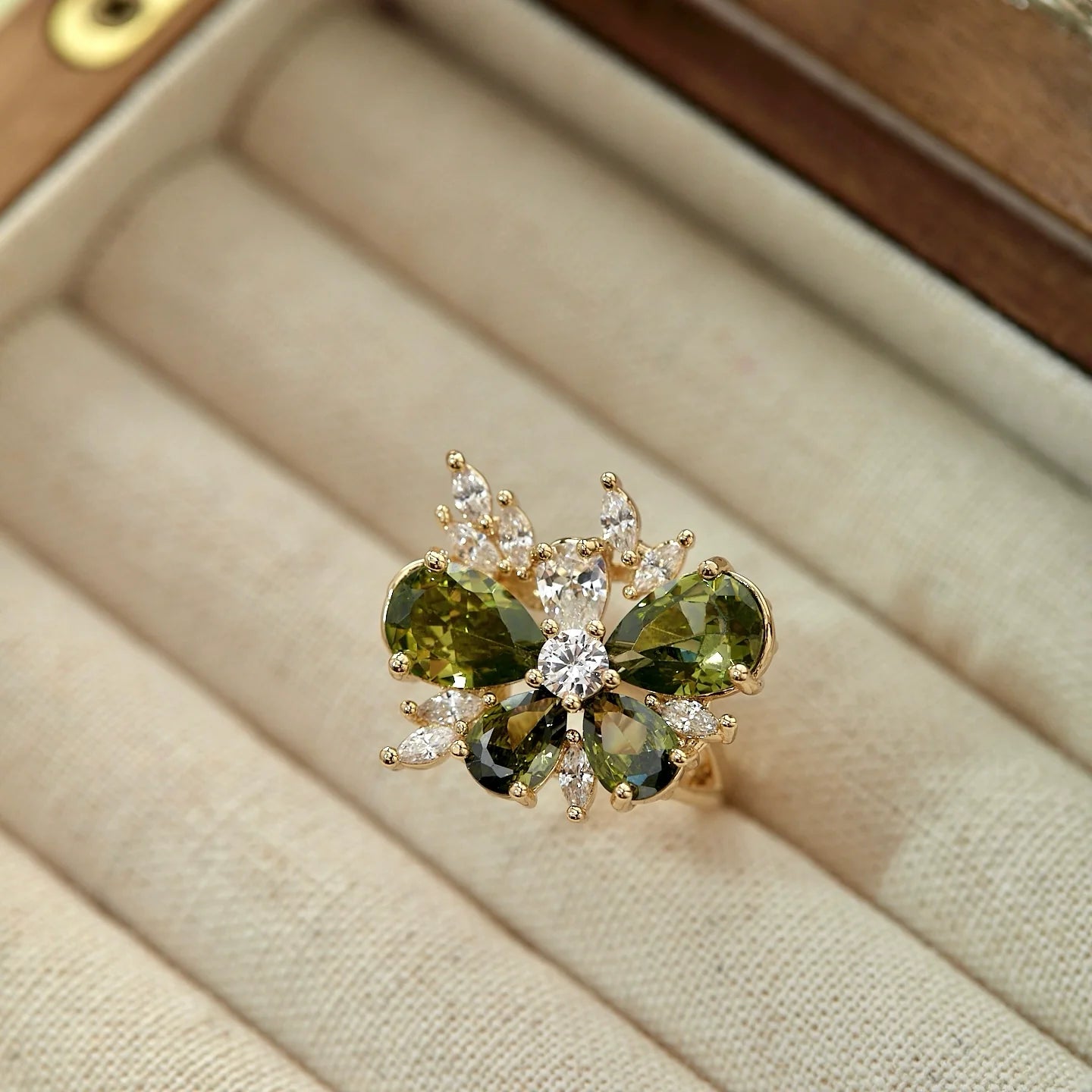 Misty Forest Olive Green Zircon Jewelry Set – Earrings, Ear Cuffs, Bracelet & Necklace, Vintage Forest-Inspired Design Misty Forest Olive Green Zircon Jewelry Set – Earrings, Ear Cuffs, Bracelet & Necklace, Vintage Forest-Inspired Design