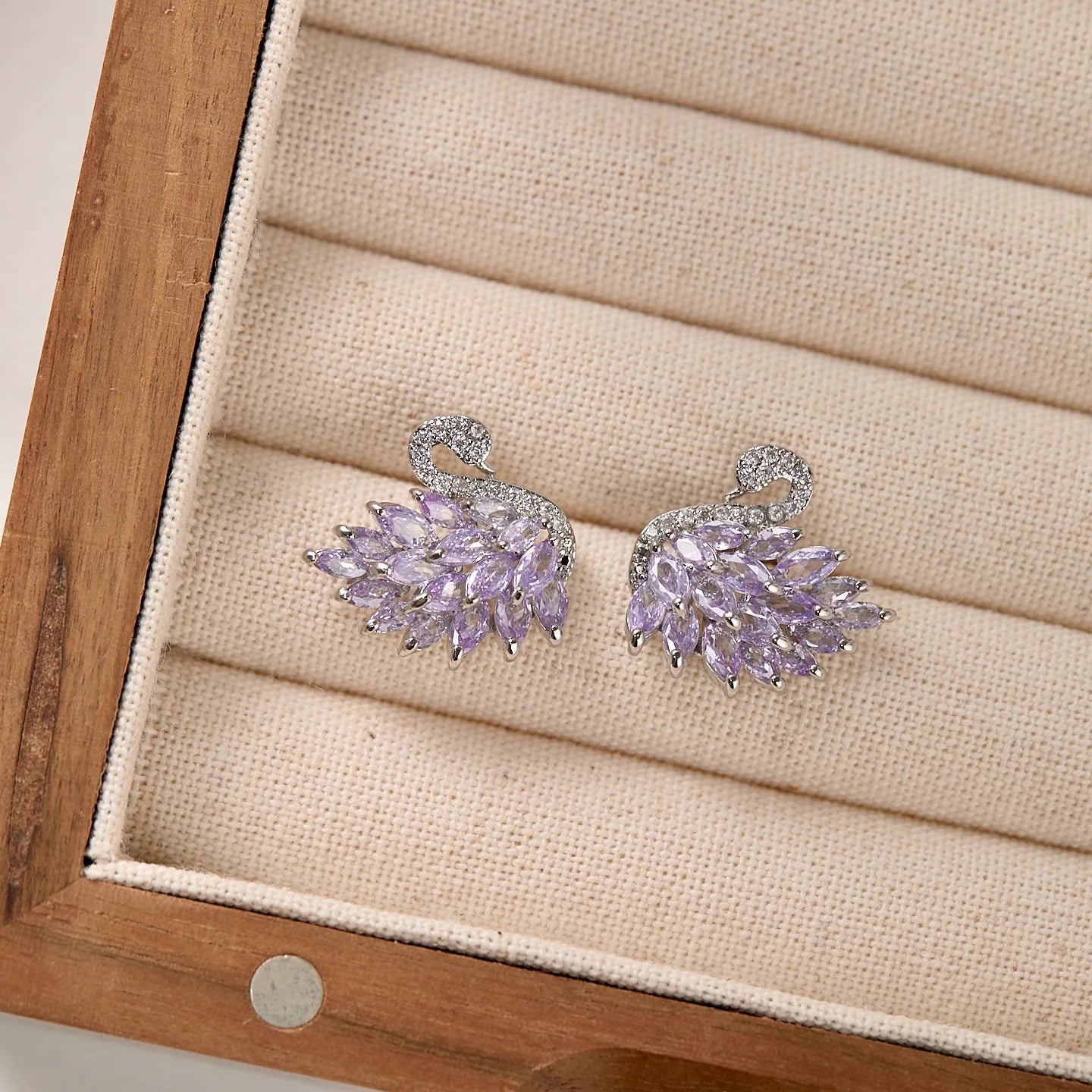 Midsummer Night’s Dream Collection – Vintage Swan Jewelry with Sparkling Purple Zircon (Stud Earrings, Ear Cuff, Necklace, Bracelet) Midsummer Night’s Dream Collection – Vintage Swan Jewelry with Sparkling Purple Zircon (Stud Earrings, Ear Cuff, Necklace, Bracelet)