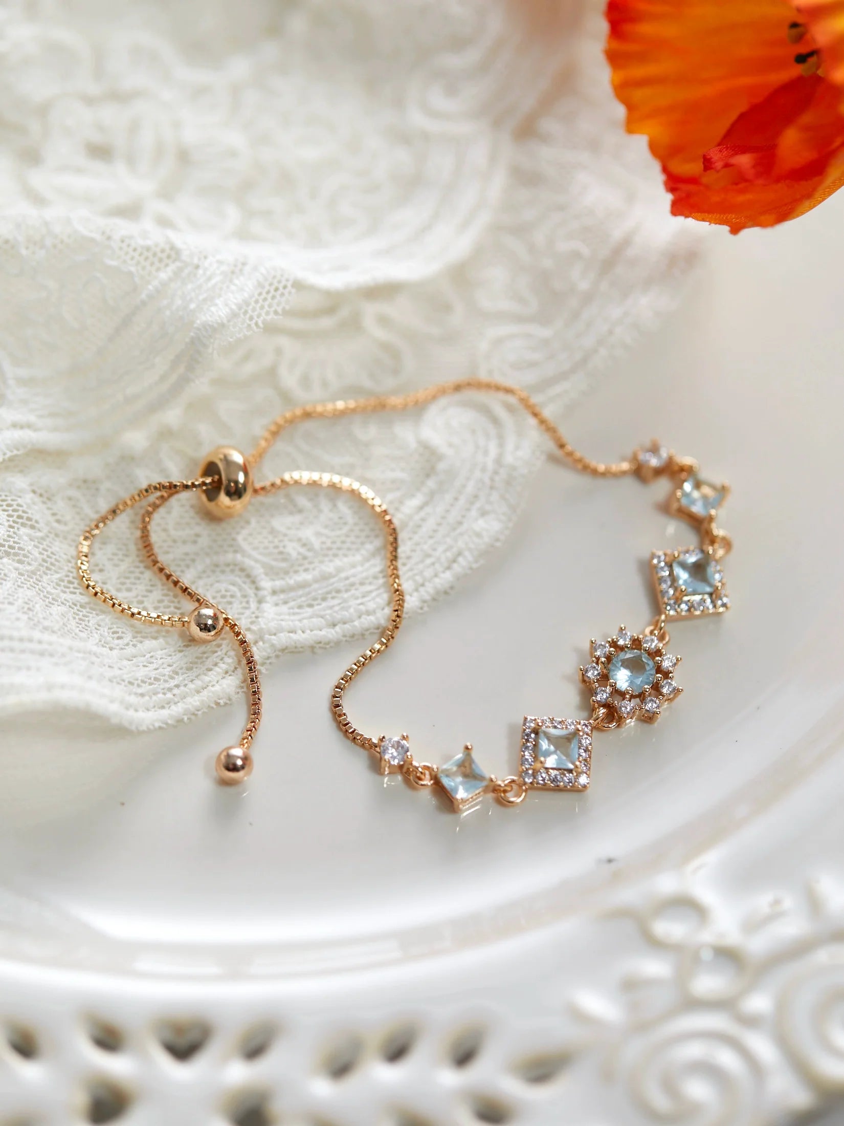 Original Olive Green Zircon Bracelet – Vintage Micro-Pave Dainty Jewelry, Unique Non-Mainstream Design Original Olive Green Zircon Bracelet – Vintage Micro-Pave Dainty Jewelry, Unique Non-Mainstream Design