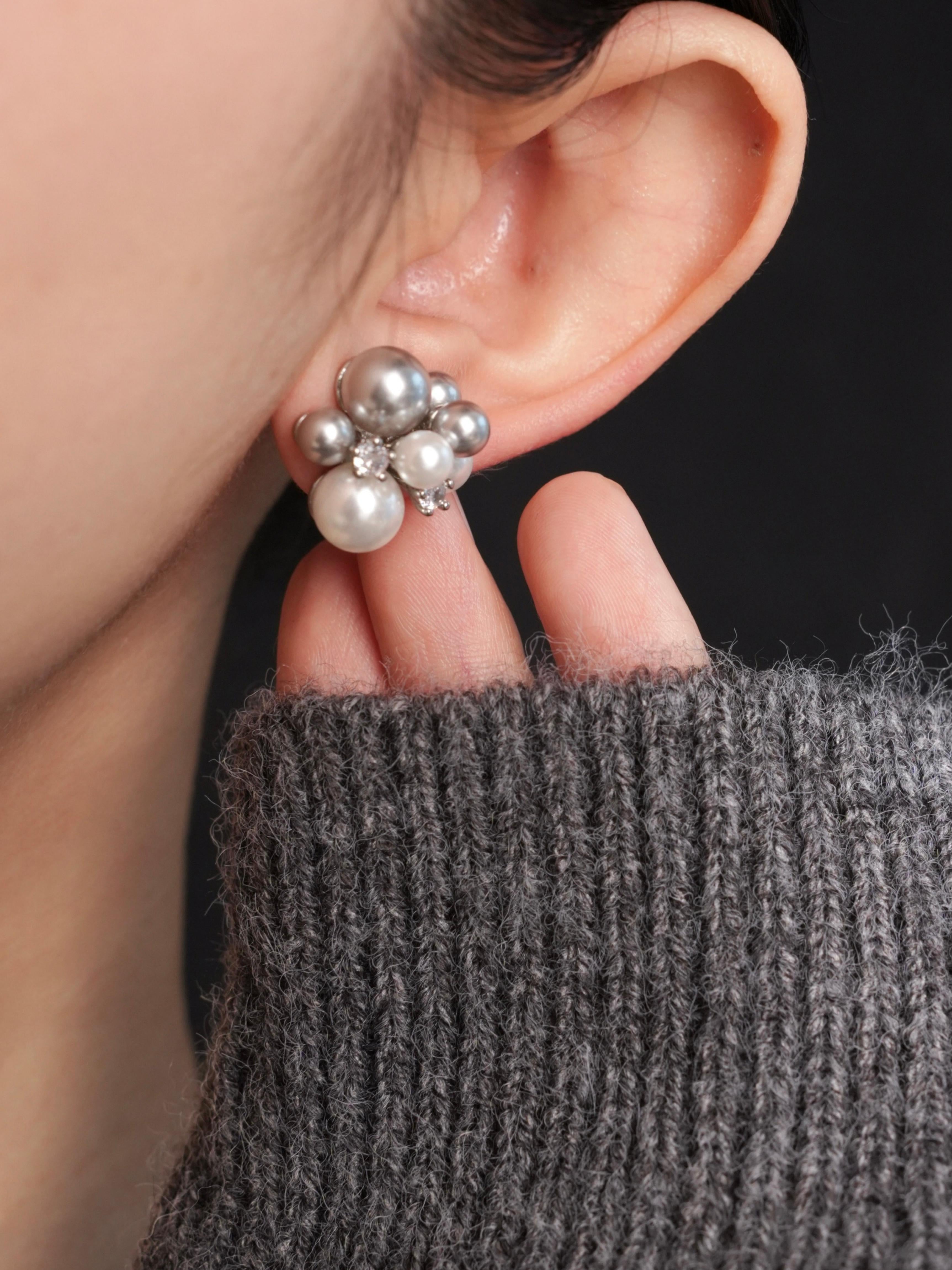 Simone Earring Simone Earring