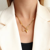 Minimalist Heart Jewelry – 18K Gold Stainless Steel Dainty Commuter Style