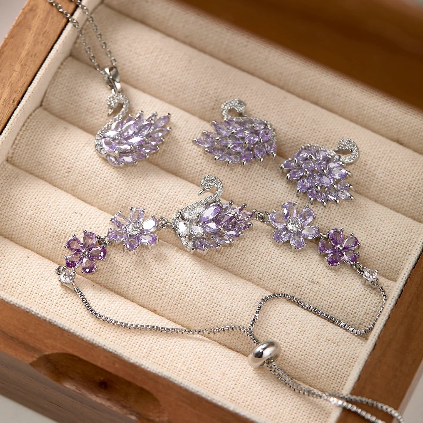 Midsummer Night’s Dream Collection – Vintage Swan Jewelry with Sparkling Purple Zircon (Stud Earrings, Ear Cuff, Necklace, Bracelet) Midsummer Night’s Dream Collection – Vintage Swan Jewelry with Sparkling Purple Zircon (Stud Earrings, Ear Cuff, Necklace, Bracelet)