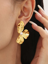 Stainless Steel Pearl Petal Stud Earrings – Floral Vacation-Inspired Design for Women