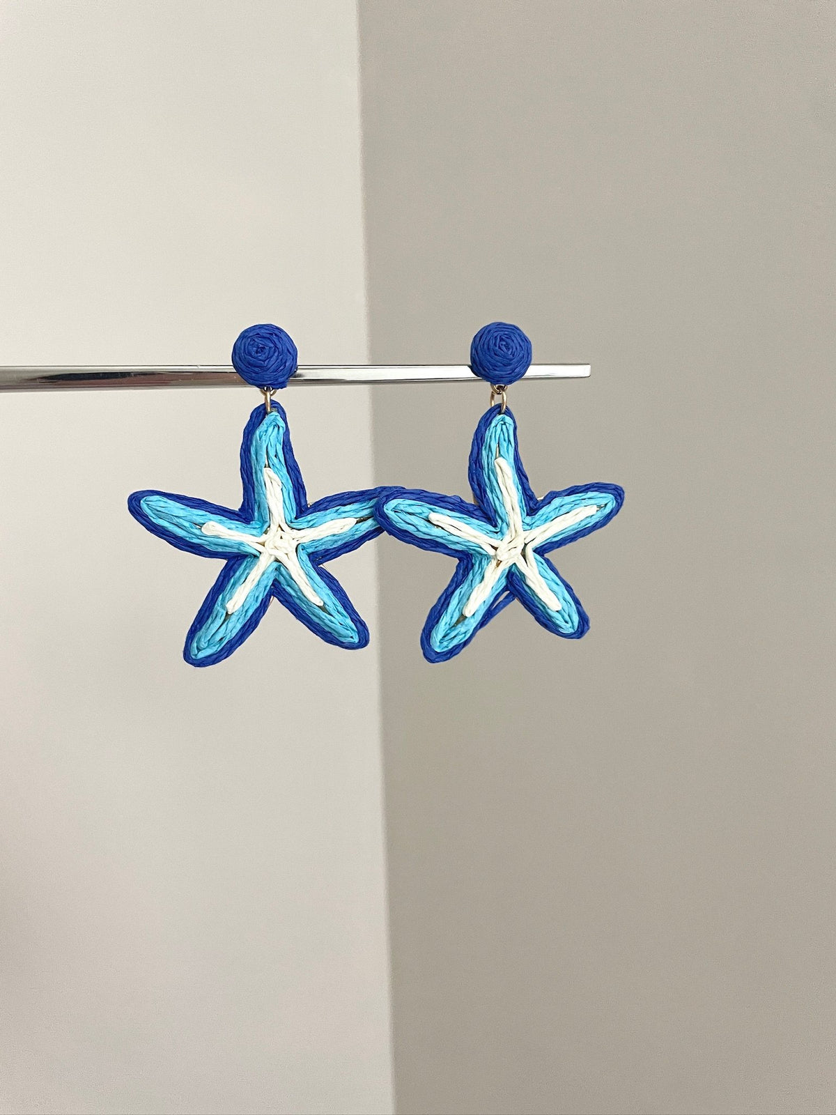 Hawaiian braided blue starfar earring