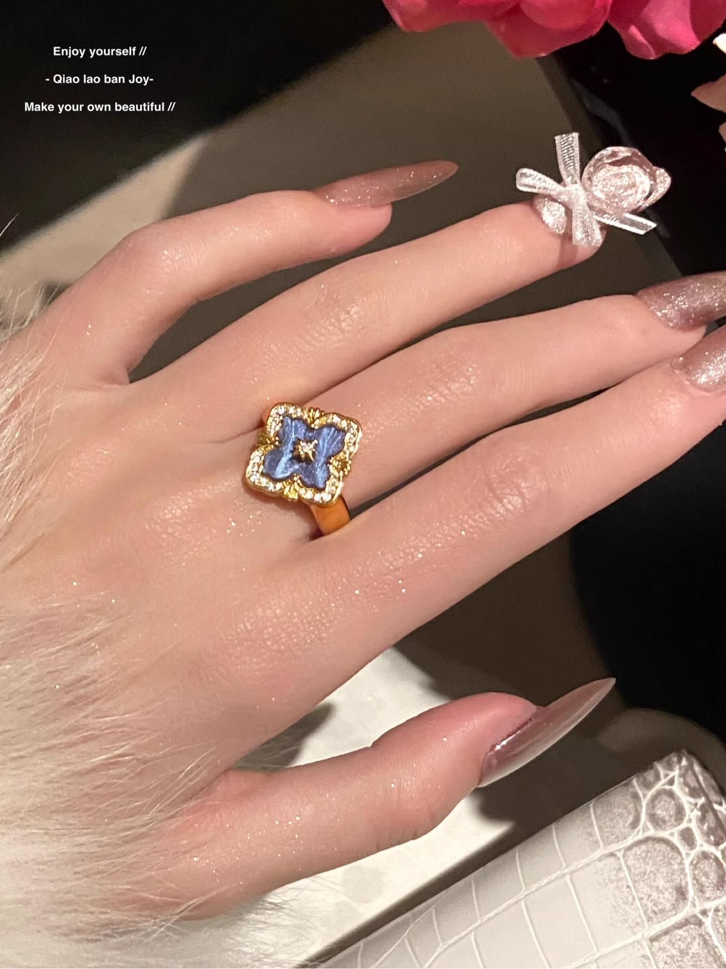 vintage ring heirloom inspired ring