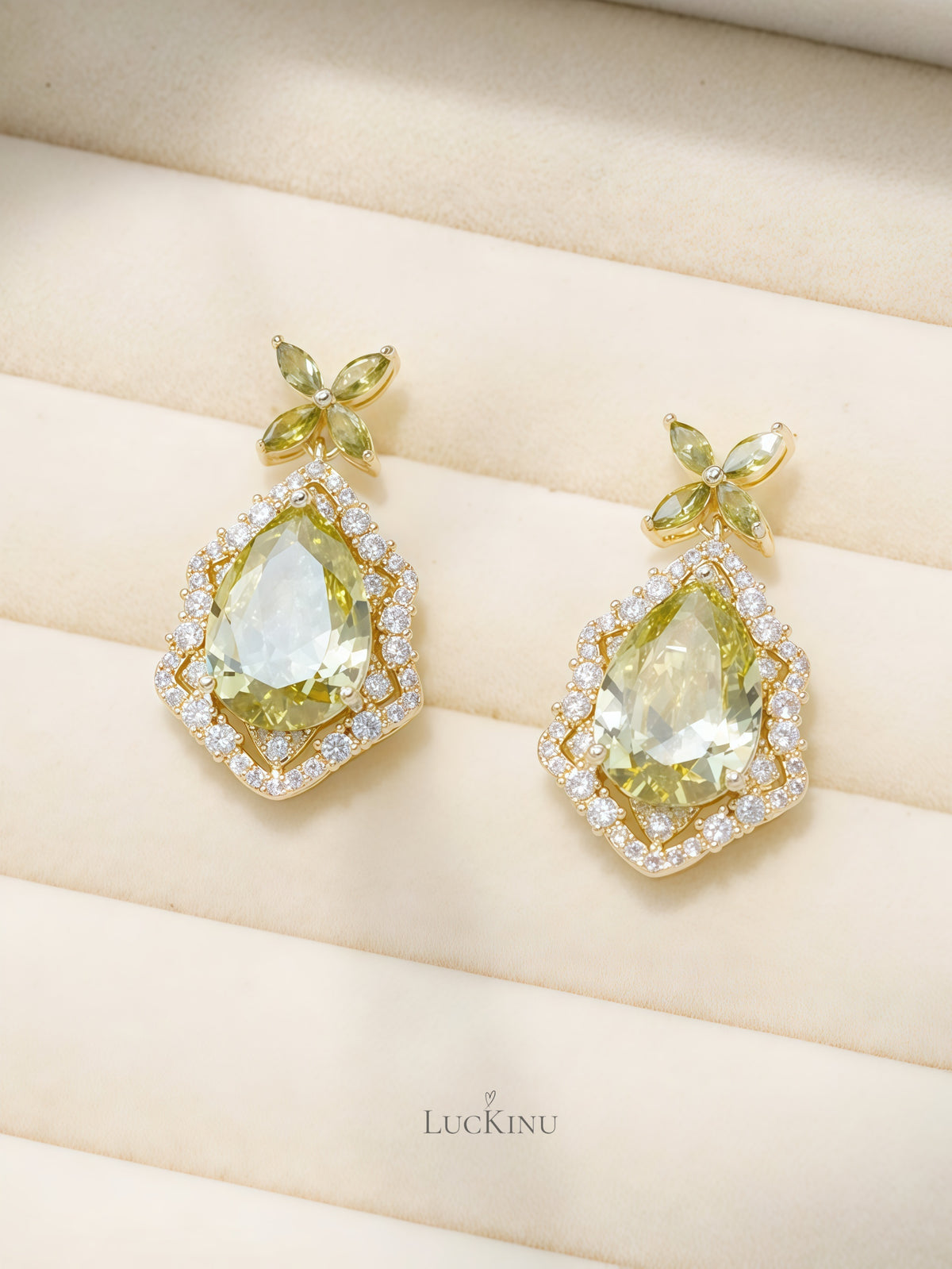 Mint Clover Earrings