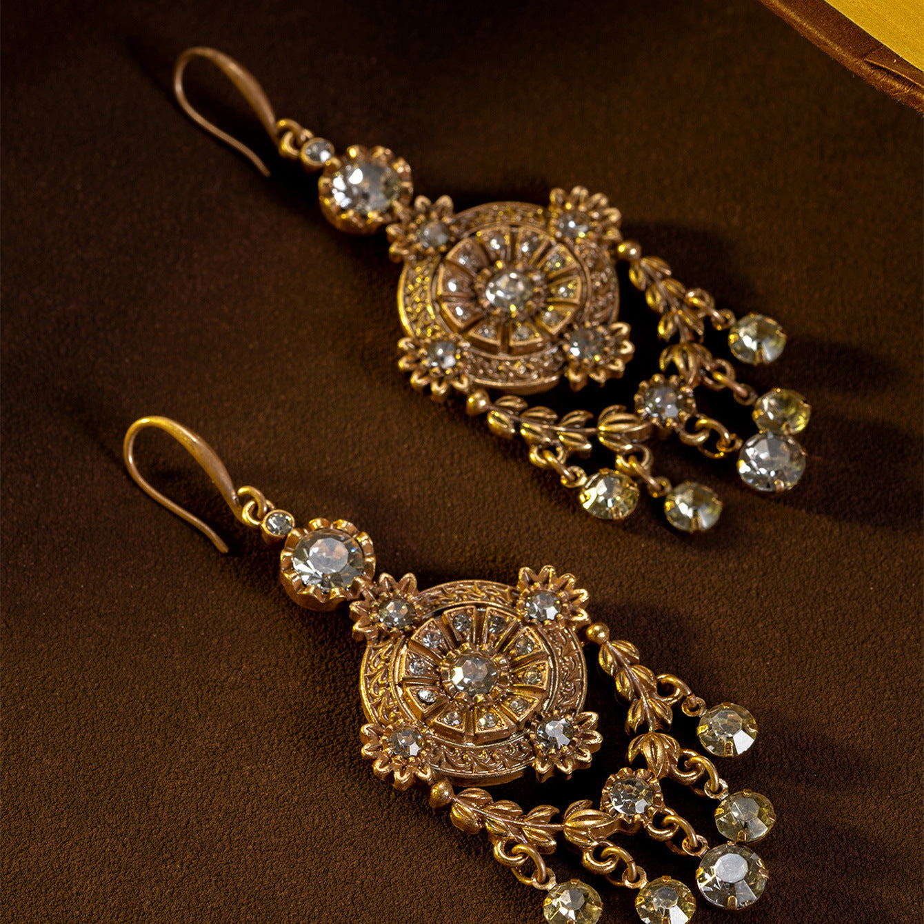 art deco dangle earrings