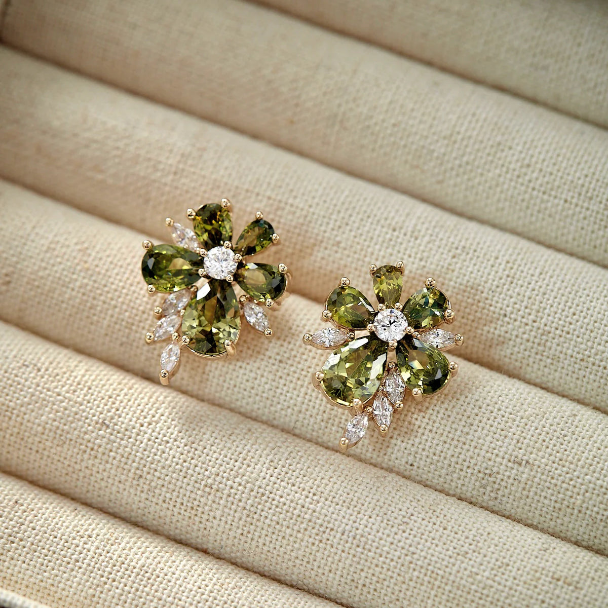 Misty Forest Olive Green Zircon Jewelry Set – Earrings, Ear Cuffs, Bracelet & Necklace, Vintage Forest-Inspired Design