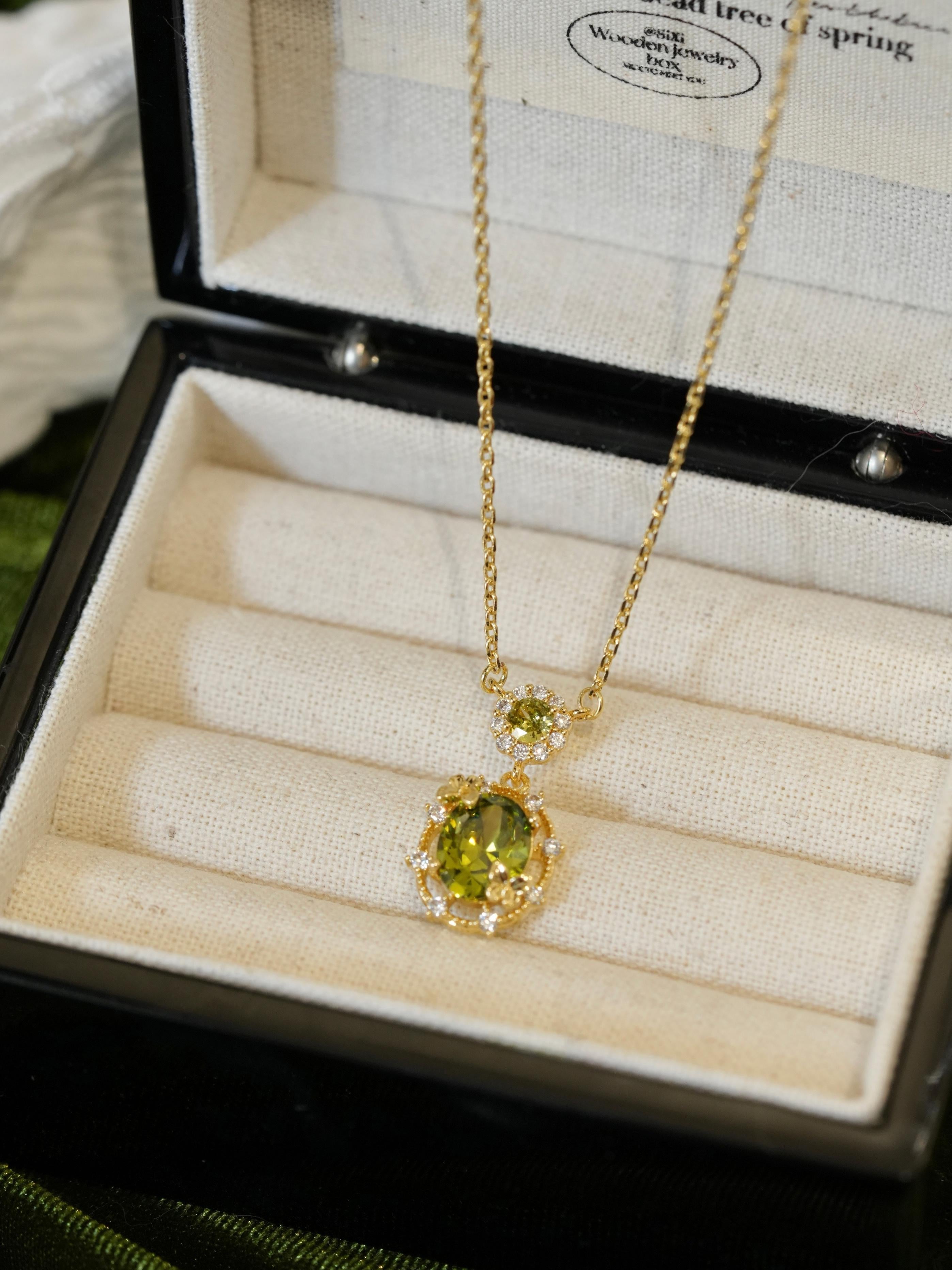 art deco pendant necklace