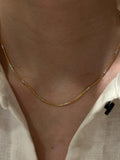 minimalist gold necklace