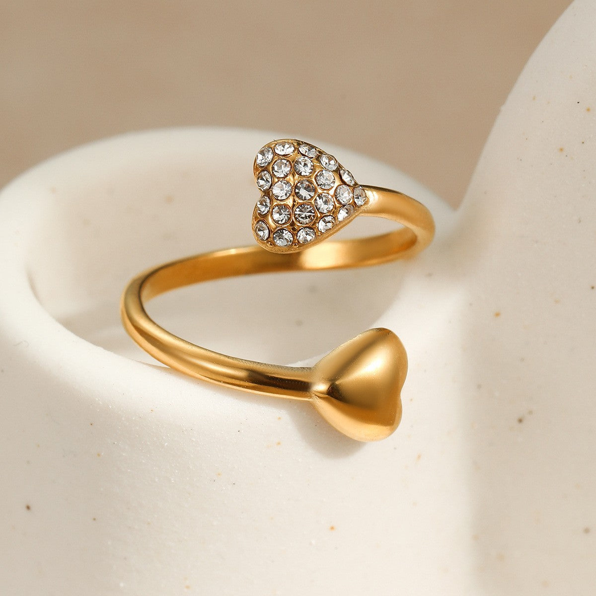 Hearts Hug Ring