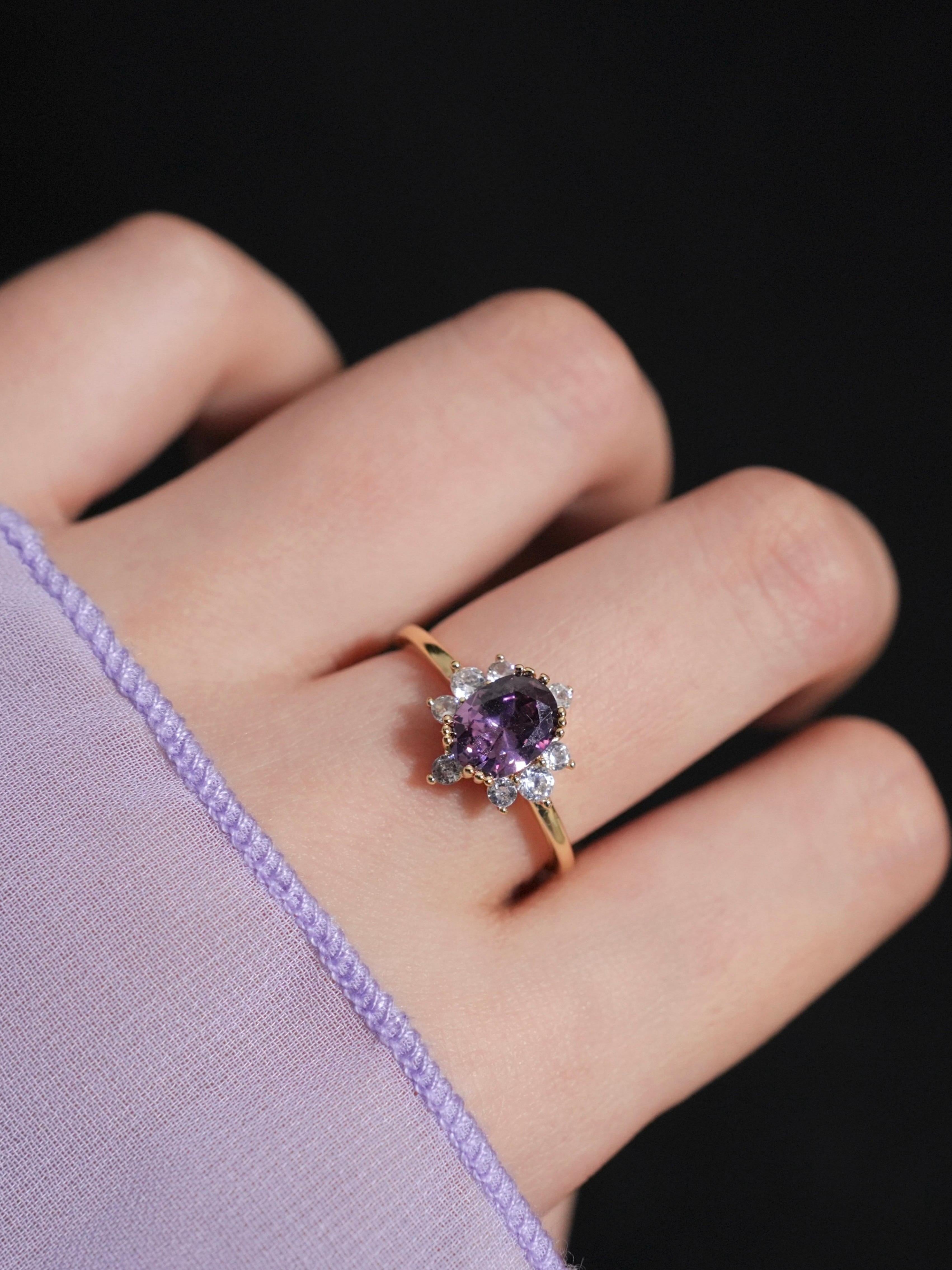 retro statement ring