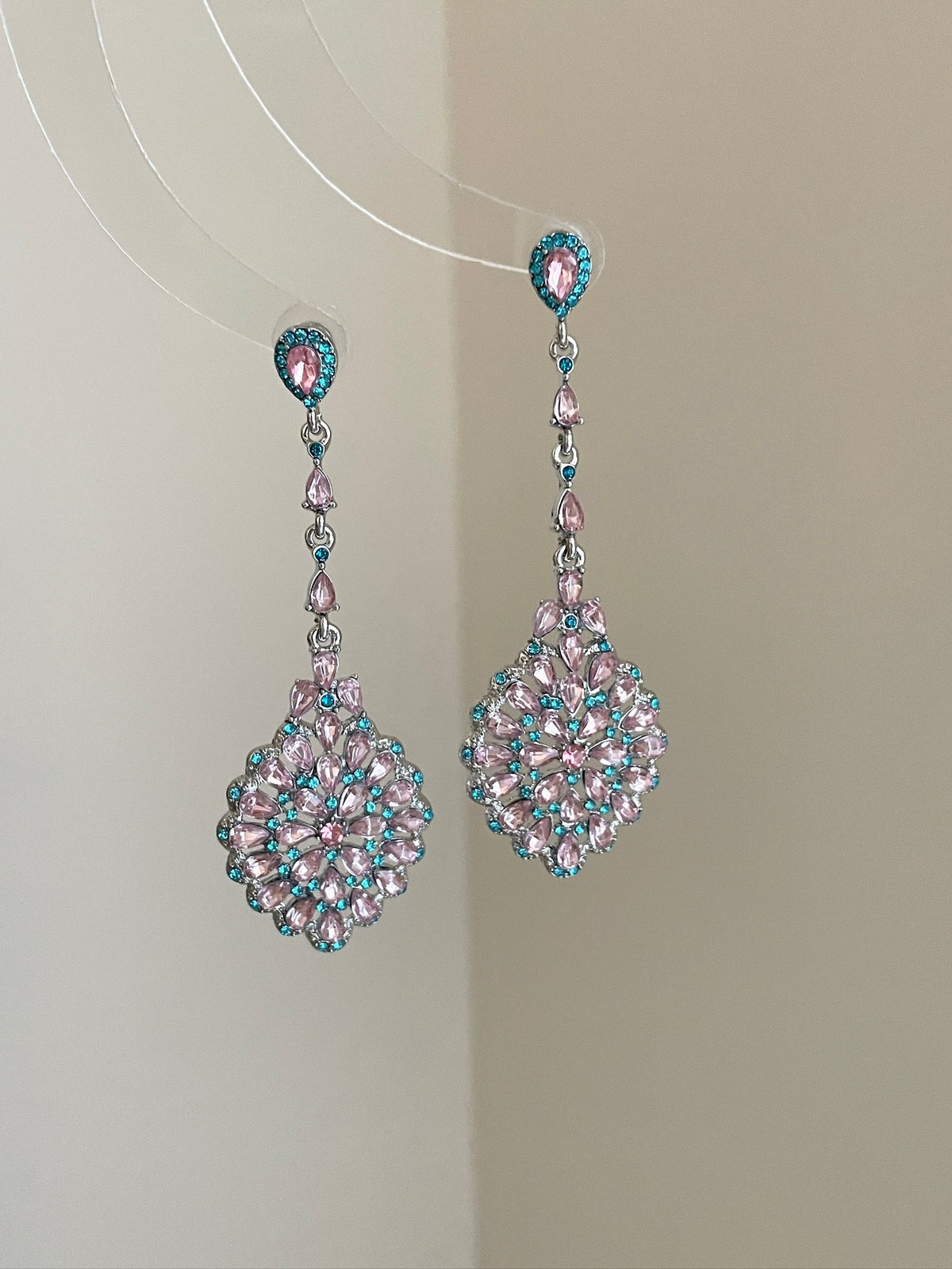 Pink blue contrast rattan earring